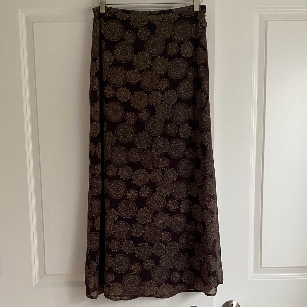 Express Black Maxi Skirt with Brown Medallion Print